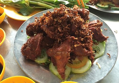 Hướng dẫn chế biến món chuột rừng xào sả ớt